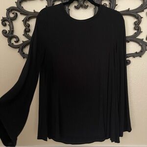 CUPIO Top Scoop Neck Long Bell Sleeve Size Large